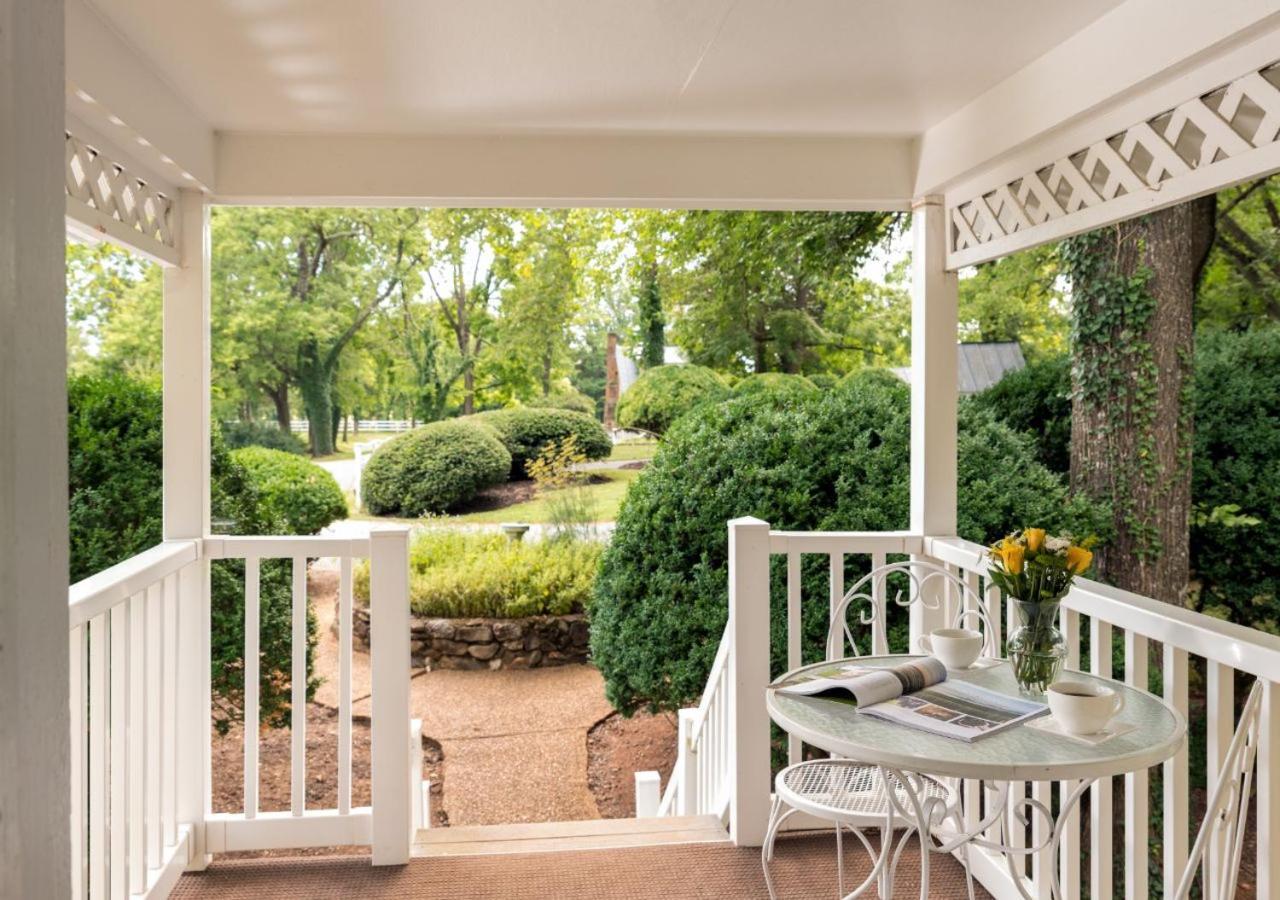 Prospect Hill Inn & Restaurant Zion Crossroads Экстерьер фото