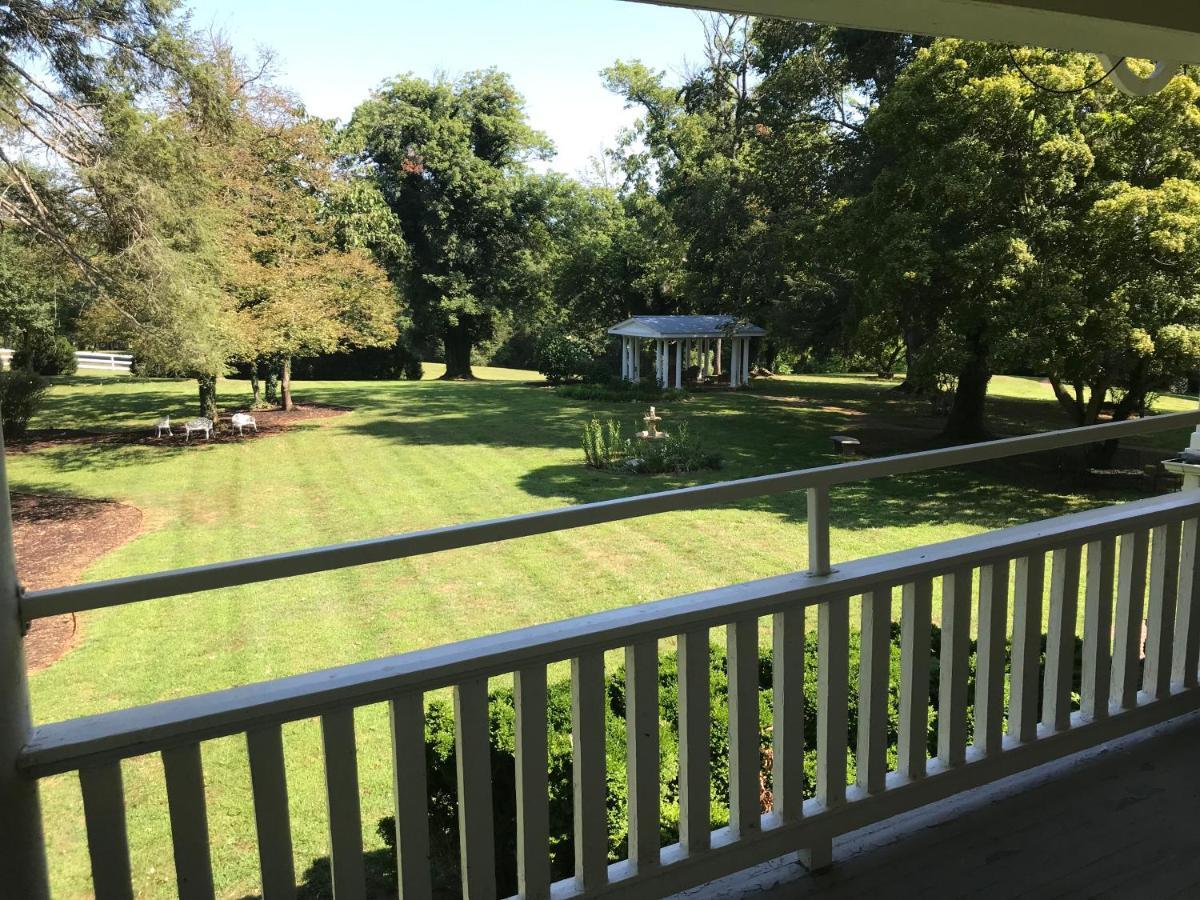 Prospect Hill Inn & Restaurant Zion Crossroads Экстерьер фото